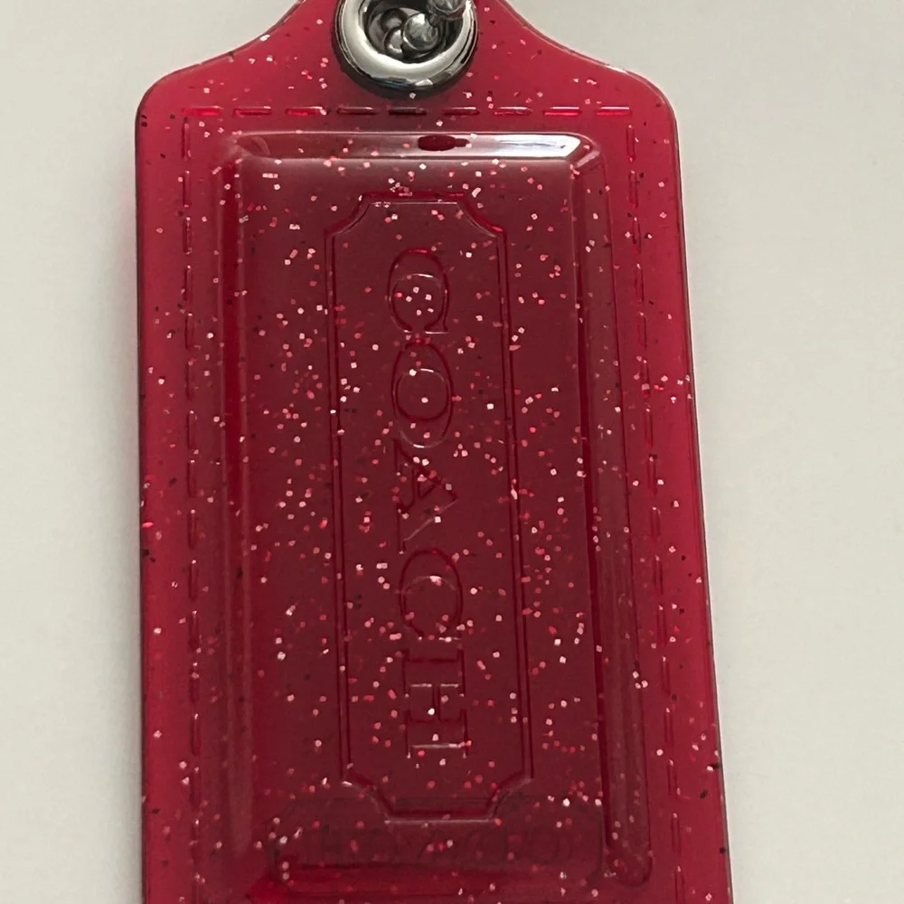 Vintage Coach Poppy hang tags. Raspberry glitter acrylic & patent leather. - Picture 4 of 10